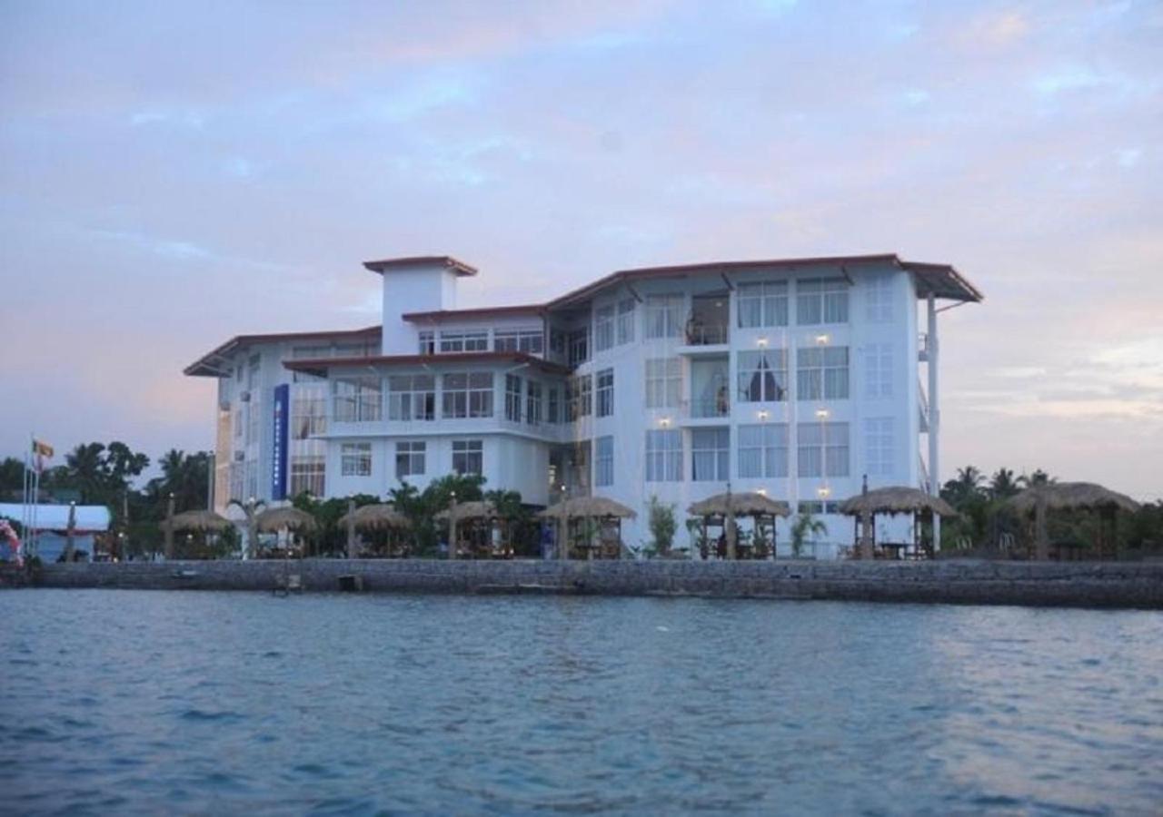 Hotel East Lagoon Баттикалоа Экстерьер фото